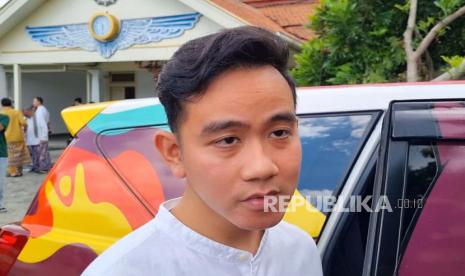 Cawapres terpilih Gibran Rakabuming Raka beri pesan kepada pendukungnya yang akan melangsungkan aksi damai di depan gedung MK, Kamis (18/4/2024). 