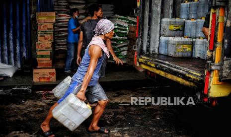 Pemkab Batang Pastikan Minyak Goreng Ada di Pasar Tradisional (ilustrasi).