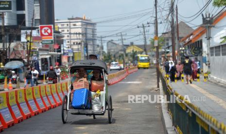 Becak dan delman dilarang beroperasi di jalan-jalan nasional arus mudik Lebaran (ilustrasi)