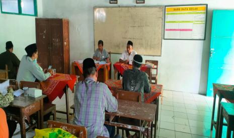 Madrasah Diniyah: Pengetahuan Manajemen Pendidikan bagi Kepala Madin