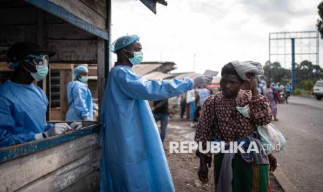 Dari Pemeriksaan Suhu hingga Vaksinasi, Kongo Berjuang Tekan Penyebaran Wabah Ebola