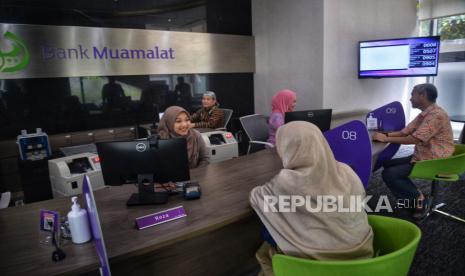 Ilustrasi pelayanan bank.