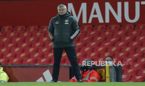 Reaksi Manajer Ole Gunnar Solskjaer dari Manchester United saat pertandingan sepak bola Liga Premier Inggris antara Manchester United dan Brighton Hove Albion di Manchester, Inggris, 04 April 2021.