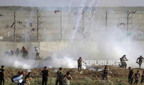 Ratusan pemukim Israel pada Ahad  (17/9/2023) memaksa masuk ke kompleks Masjid Al Aqsa di Yerusalem Timur yang diduduki untuk merayakan Tahun Baru Yahudi