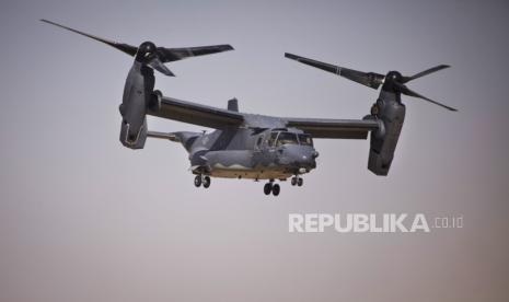 FILE - Pesawat Bell Boeing V-22 Osprey AS lepas landas. ilustrasi