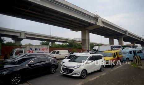 Kementerian Perhubungan mengantisipasi potensi kemacetan dan penumpukan pada masa liburan Natal 2022 dan Tahun Baru 2023 