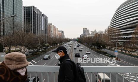 Bank Sentral China pada Selasa (23/9/2024) mengumumkan stimulus moneter yang luas dan langkah-langkah dukungan pasar properti untuk menghidupkan kembali ekonomi yang bergulat dengan tekanan deflasi.