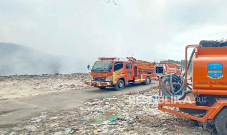 Kondisi kebakaran di TPA Purbahayu, Kecamatan Pangandaran, Kabupaten Pangandaran, Senin (9/10/2023).