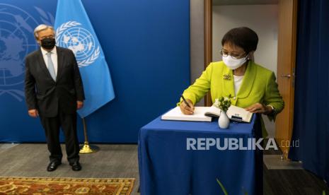 Menteri Luar Negeri RI Retno Marsudi menyampaikan perkembangan persiapan konferensi tingkat tinggi (KTT) G20 di hadapan para menteri dari kelompok negara-negara berkembang dalam Forum Global Governance Group di New York, Amerika Serikat pada Rabu (21/9/2022). 