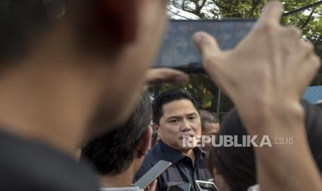 Menteri BUMN  Erick Thohir saat ditemui di Lapangan Basket Saparua, Kota Bandung, Jawa Barat, Sabtu (19/8/2023). 