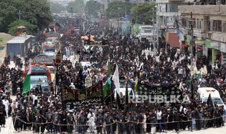 Ilustrasi peziarah Karbala. Peziarah Karbala membludak untuk peringati Arbain wafatnya Husain cucu Nabi SAW 