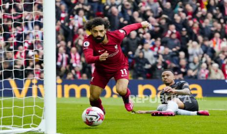 Penyerang Liverpool Mohamed Salah. Mohamed Salah menjadi incaran klub Arab Saudi, Al-Ittihad.