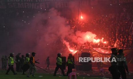 Hasil Sidang Komdis PSSI: Suporter Nyalakan Flare, PSMS Medan Kena Denda Rp 25 Juta