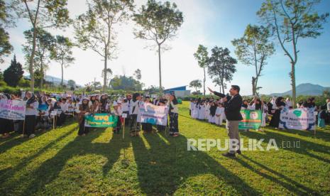 Dompet Dhuafa Jawa Timur bersama Pesantren Fathussalam menggelar kegiatan tarhib Ramadhan di Bumi Maringi Peni (BMP) Desa Tawangsari, Pujon, Malang.  