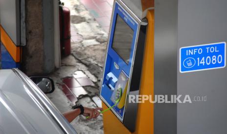  Pemudik harus menyiapkan e-toll dengan saldo minimal sebesar Rp 500 ribu. (ilustrasi).