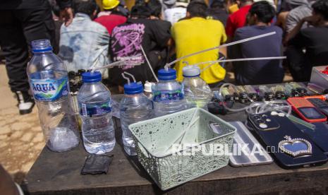 Puluhan Warga Terjaring Razia Narkoba di Batam |Republika Online 3 030292900 1762525601 830 556