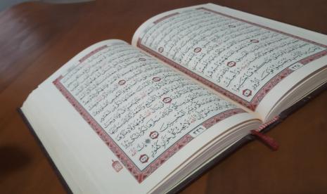 Tafsir Ayat Alquran, Hadits Nabi, dan Pendapat Ulama