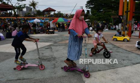 Meneladani Cara Rasulullah Menghadapi Anak-Anak