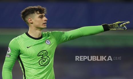 Reaksi kiper Chelsea Kepa Arrizabalaga saat pertandingan sepak bola Liga Utama Inggris antara Chelsea FC dan Newcastle United di London, Inggris, 15 Februari 2021.