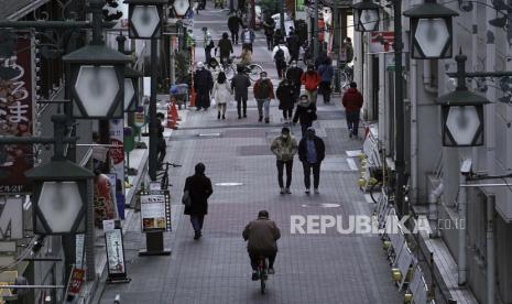 Denyut kehidupan di salah satu kota di Jepang, selama pandemi Covid-19.