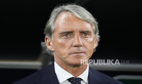 Pelatih Arab Saudi Roberto Mancini.