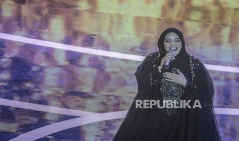 Penyanyi Aurel Hermansyah. Aurel akan tampil di konser ibunya, Kris Dayanti.