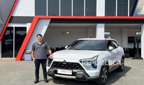 Director of After Sales Division PT MMKSI, Kazuto Azuma dalam acara peresmian Mitsubishi Motors Adventure Points di Posko Mudik MMKSI KM 57, Cikampek, Karawang, Jawa Barat, Kamis (4/4/2024). 