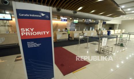 Suasana di ruang pemeriksaan keberangkatan di Bandara Internasional Sam Ratulangi, Manado, Sulawesi Utara, Rabu (7/7/2021). PT Angkasa Pura (AP) I (Persero) mencatat adanya pertumbuhan trafik penerbangan dan penumpang pada September 2021.