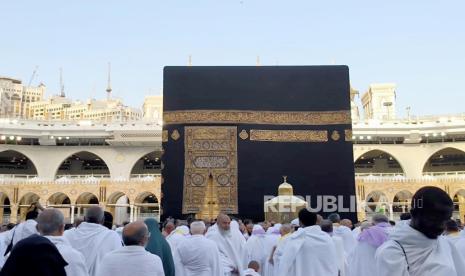 Suasana di sekitar Kabah di dalam Masjidil Haram pada Kamis (1/6/2023) pagi.