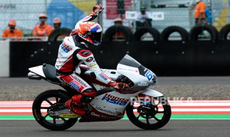 Pembalap Honda Team Asia Mario Suryo Aji.