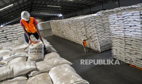 Koordinator Nasional Koalisi Rakyat untuk Kedaulatan Pangan (KRKP), Said Abdullah meminta agar Perum Bulog terus melakukan penyerapan gabah maupun beras petani. Hal itu demi mengamankan situasi perberasan nasional sebagai stok cadangan di tengah adanya ancaman gangguan produksi akibat iklim La Nina.