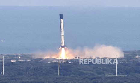 Roket angkat berat Badan Antariksa Eropa (ESA) dan Arianespace Stephane Israel, Ariane 6, dilaporkan akan diterbangkan perdana pada 2024.