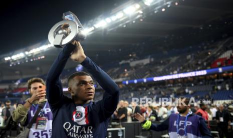 Striker Paris Saint-Germain Kylian Mbappe. 