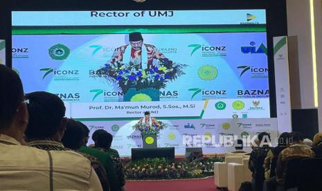 Konferensi Internasional Zakat Indonesia (ICONZ) Ke-7 yang digelar Badan Amil Zakat Nasional (Baznas) dengan tema Building Bridges to Economic Prosperity: Zakat’s Role in Driving Inclusive and Sustainable Transformation, di Universitas Muhammadiyah Jakarta, pada Selasa (7/11/2023). 