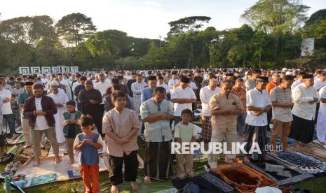 Rasulullah Ungkap Keuntungan Spiritual Shalat Berj