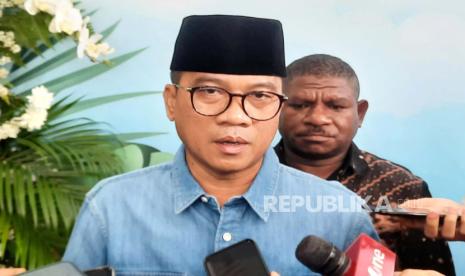 Menteri Desa Yandri Susanto.