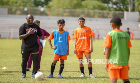 Sebanyak 144 Peserta Ikuti Seleksi Terbuka Borneo FC U-16 di Bontang.  