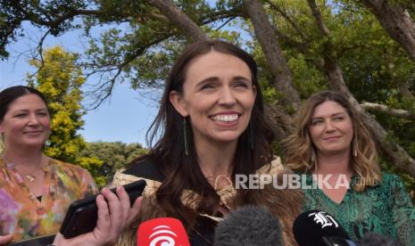  Mantan perdana menteri Selandia Baru Jacinda Ardern akan mengambil peran tanpa bayaran untuk memimpin upaya negara melawan ekstremisme. Ardern akan melayani sebagai utusan khusus untuk Christchurch Call, yaitu sebuah inisiatif global yang didirikannya pada 2019 untuk menyatukan negara dan perusahaan teknologi dalam memerangi ekstremisme. 