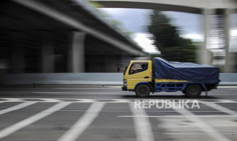 Truk logistik (ilustrasi).