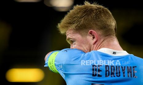 Reaksi pemain Manchester City Kevin De Bruyne selama perempat final Liga Champions UEFA, pertandingan sepak bola leg kedua antara Borussia Dortmund dan Manchester City di Dortmund, Jerman, 14 April 2021.