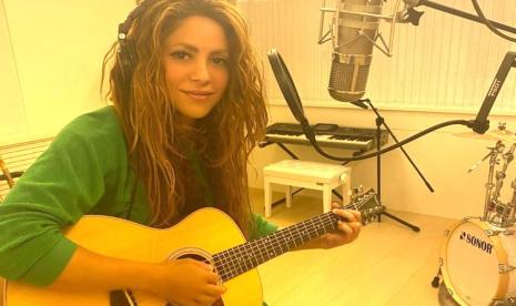 Shakira: Kecerdasan Buatan Sulit Meniru Suaraku