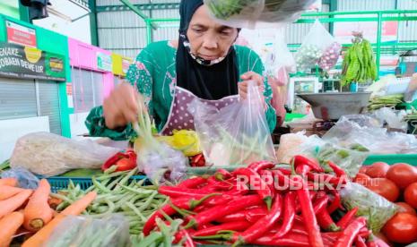 Harga cabai di Pasar Oro-Oro Dowo, Kota Malang masih mengalami peningkatan dari waktu ke waktu. 