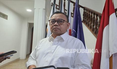 Sudirman Said saat memberikan tanggapan mengenai perkembangan Pemilu 2024 di Rumah Koalisi Perubahan, Jalan Brawijaya X, Kebayoran Baru, Jakarta Selatan, Senin (19/2/2024).