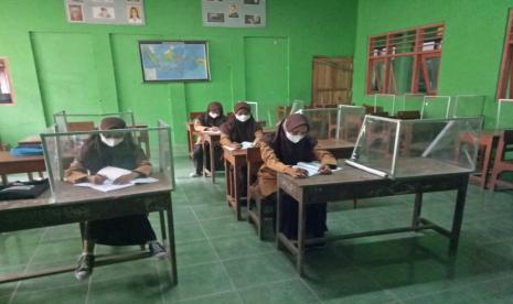 Menangkal Gelombang Ketiga Covid Demi Semangat Belajar Anak Bangsa