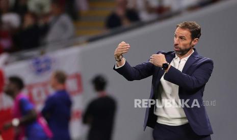 Manajer Inggris Gareth Southgate bereaksi selama pertandingan sepak bola grup B Piala Dunia FIFA 2022 antara Wales dan Inggris di Stadion Ahmad bin Ali di Doha, Qatar, 29 November 2022.