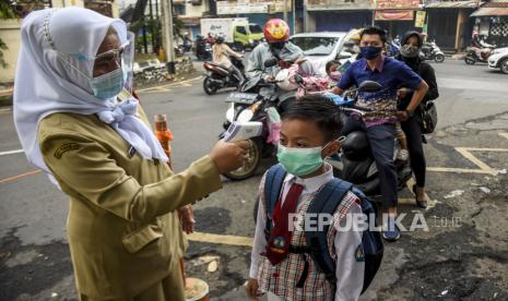 Meski guru sudah divaksinasi, IDI Kota Makassar meminta pembukaan sekolah tatap muka tetap (STM) dipertimbangkan secara matang (ilustrasi).