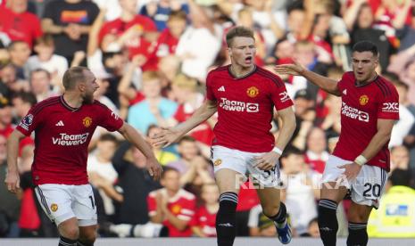 Selebrasi Manchester United saat mengalahkan Brentford, Sabtu (7/10/2023). 