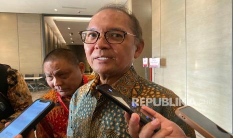 Kepala Eksekutif Pengawasan Perasuransian, Penjaminan dan Dana Pensiun OJK Ogi Prastomiyono saat hadir di acara peluncuran Peta Jalan (Road Map) Pengembangan dan Penguatan Dana Pensiun 2024-2028 di Yogyakarta, Senin (8/7/2024).