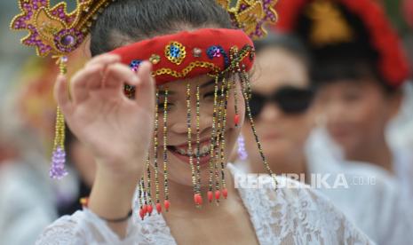 Penari. Orang yang hobi menari mungkin memiliki kesehatan mental yang lebih baik daripada rata-rata orang yang tidak suka menari.