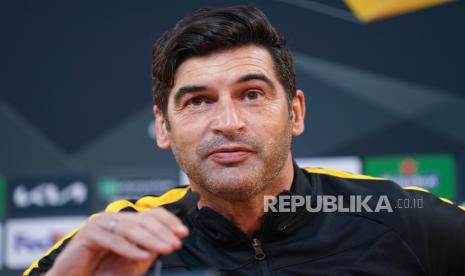 Pelatih kepala AC Milan Paulo Fonseca 